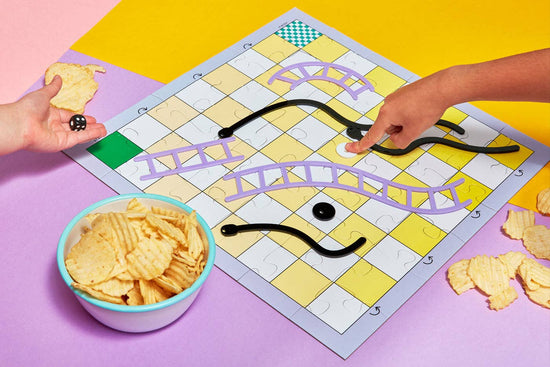 3 in 1 Game Set - Chess, Checkers & Snakes & Ladders