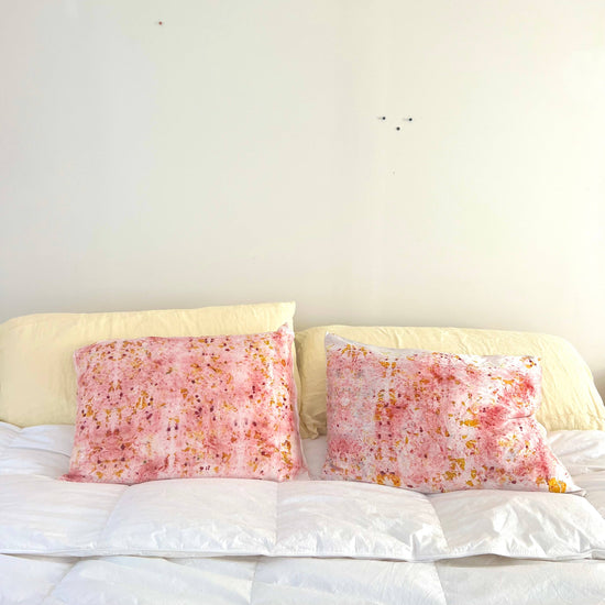 Botanically Dyed Silk Pillowcase: Standard