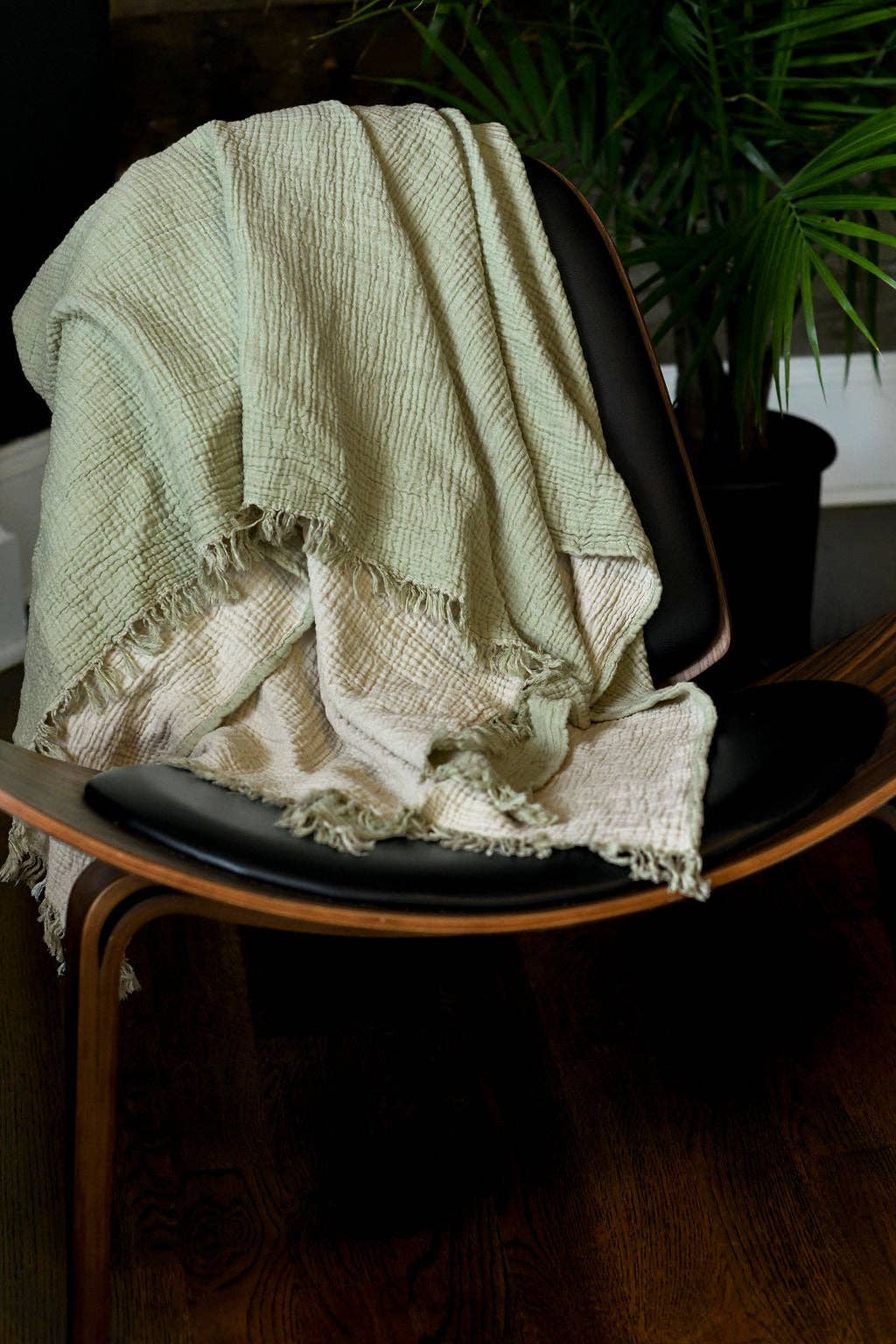 RIVIERA THROW | PISTACHIO