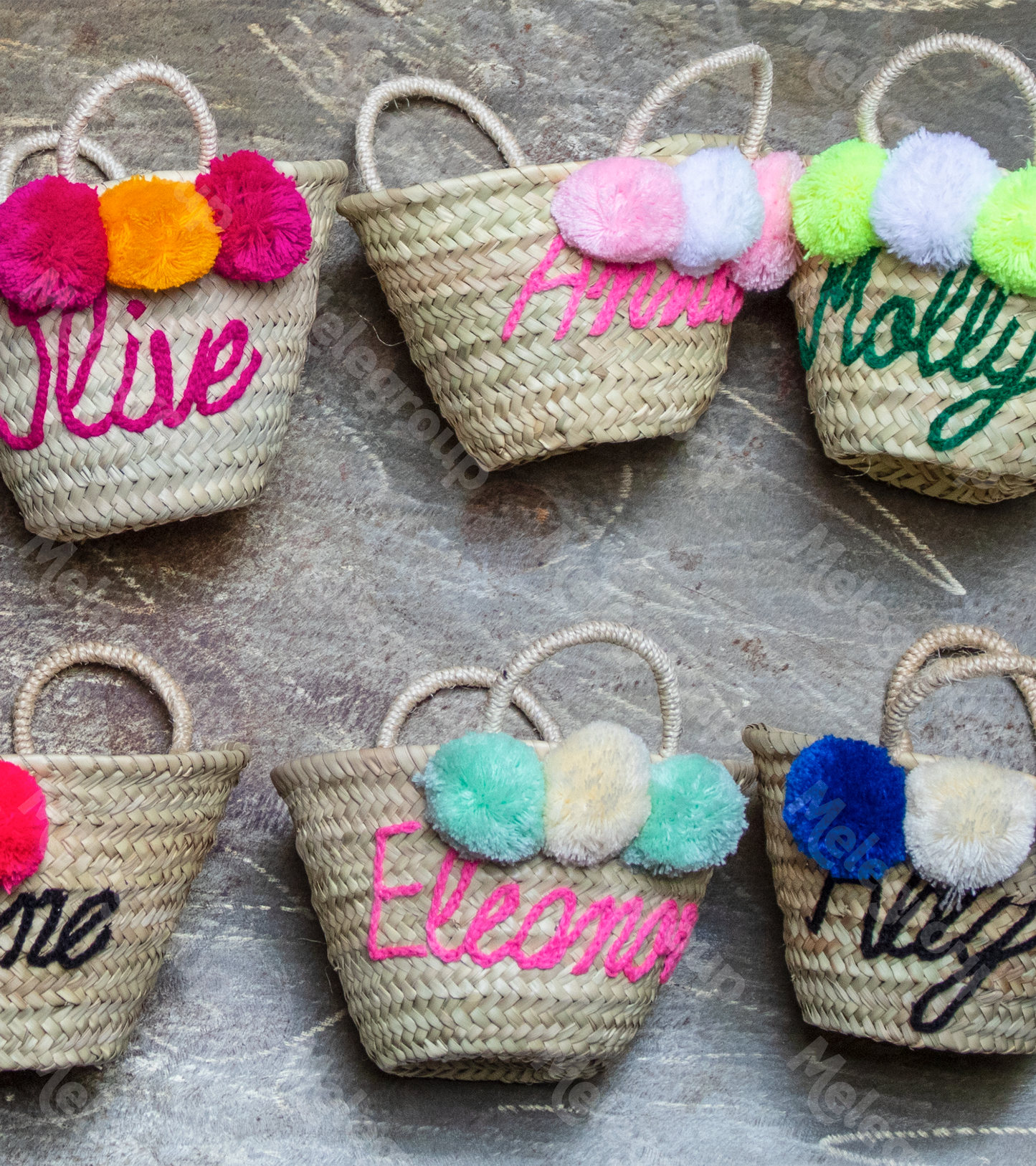 Personalized straw bag, bridesmaid gift bags, gift basket: Text with pom poms