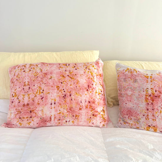 Botanically Dyed Silk Pillowcase: Standard