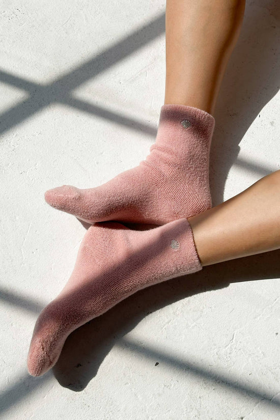 Cloud Socks: Gold Heart