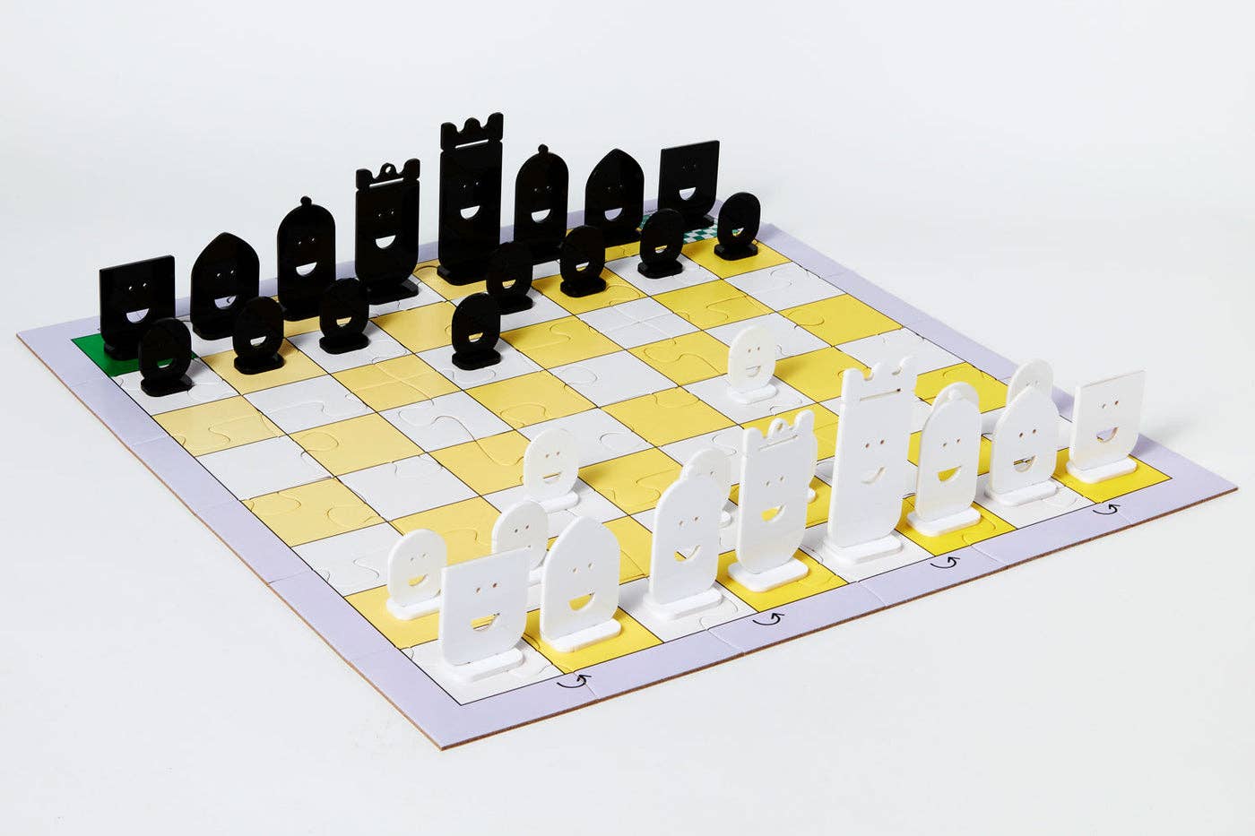 3 in 1 Game Set - Chess, Checkers & Snakes & Ladders