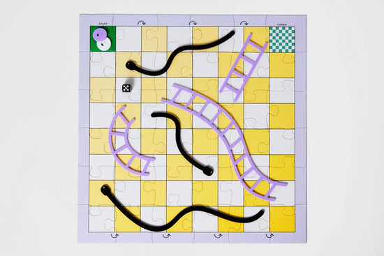 3 in 1 Game Set - Chess, Checkers & Snakes & Ladders