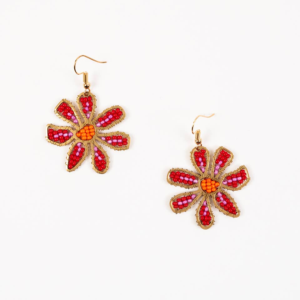 Beaded Daisy Earrings: Mauve