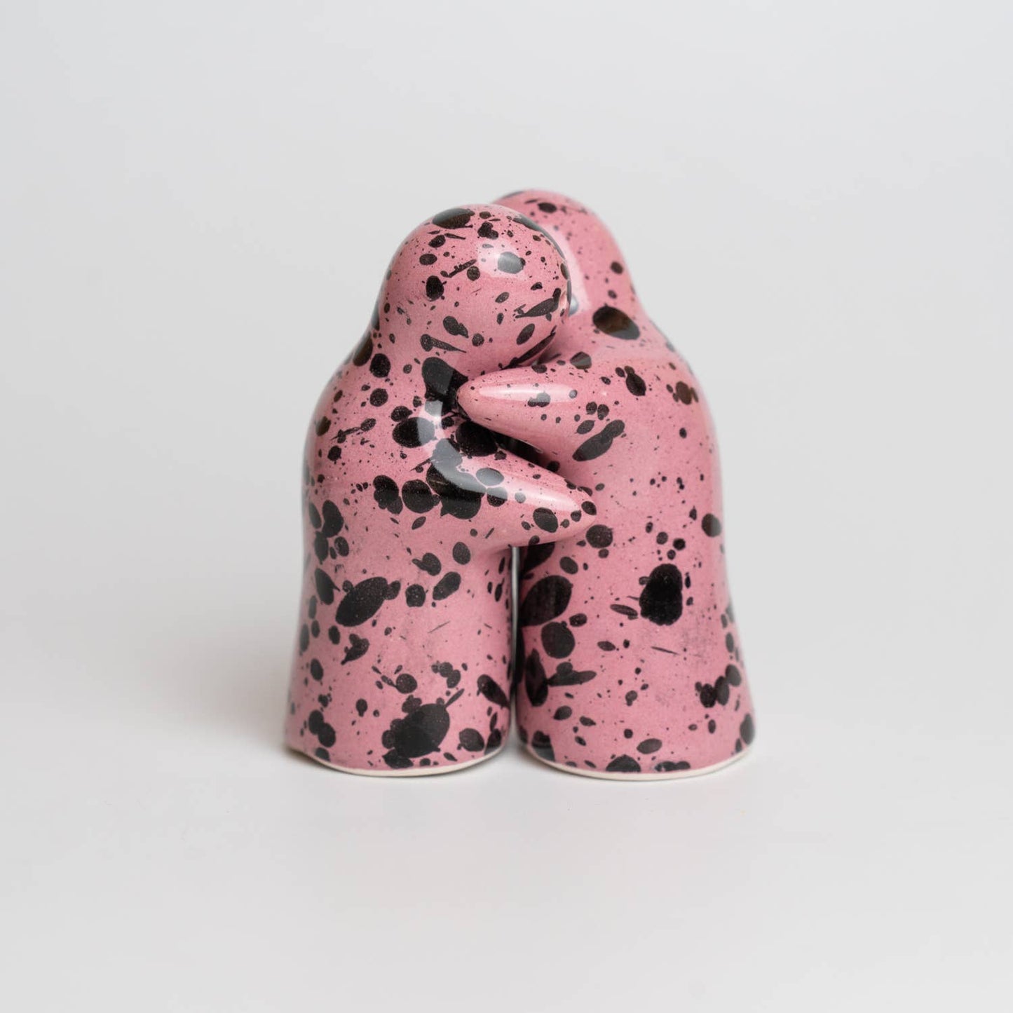 Ceramic salt pepper shaker (Pink and Black)