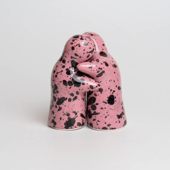 Ceramic salt pepper shaker (Pink and Black)