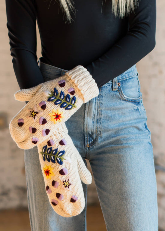 Ivory Hand Stitched Floral Knit Mittens